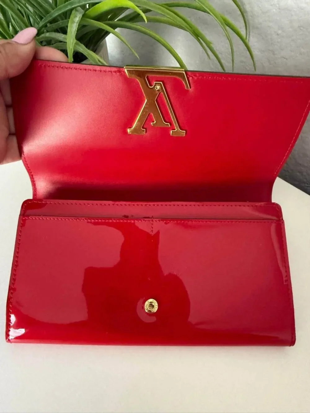 Louis Vuitton Portefeuille Louise Wallet M64550 Red Patent Leather Gold LV